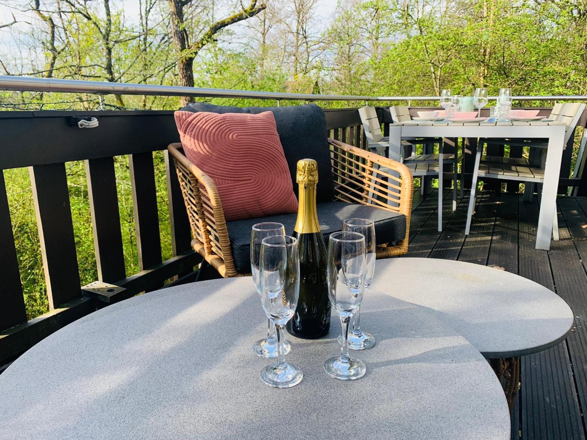Heerlijk Vakantiehuis In Bos Bij Durbuy Bagian luar foto